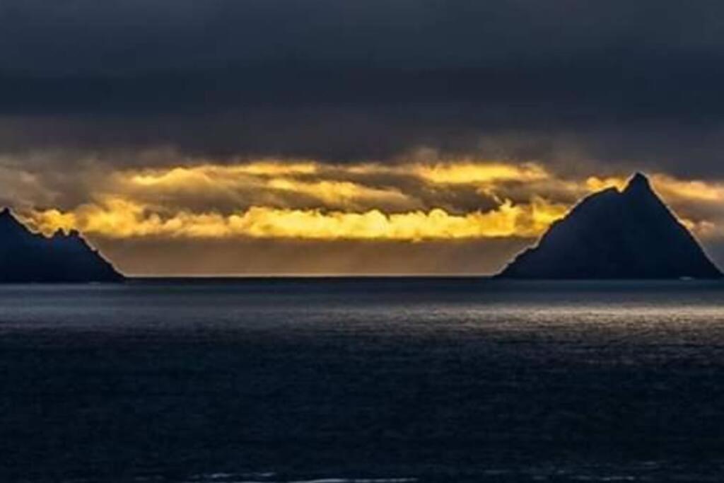 Skellig View Bluebell Rose & The Kerry Cliffs Lägenhet Portmagee Exteriör bild