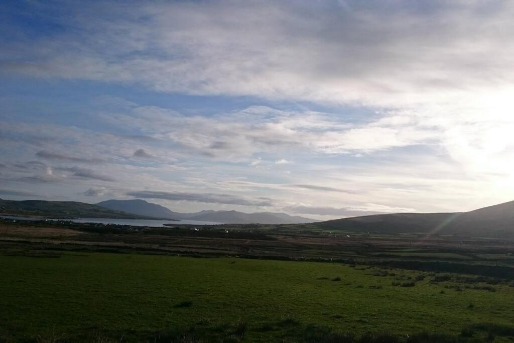 Skellig View Bluebell Rose & The Kerry Cliffs Lägenhet Portmagee Exteriör bild